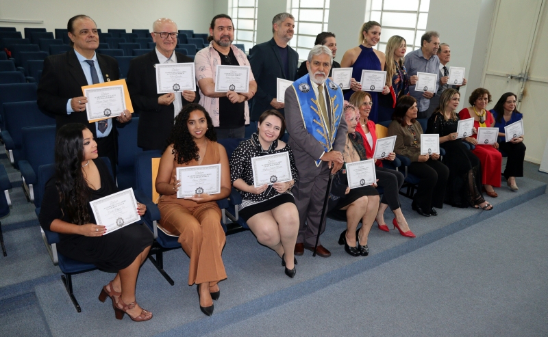 Galeria diplomacao-da-academia-de-letras-de-marilia